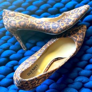 Suede pump, Old Navy